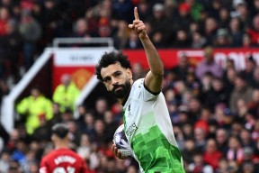 关于今晚新奥尔良鹈鹕备战德甲萨拉赫连续七场比赛得分超过惊艳表现，网友：曼联迎社区盾关键赛的信息